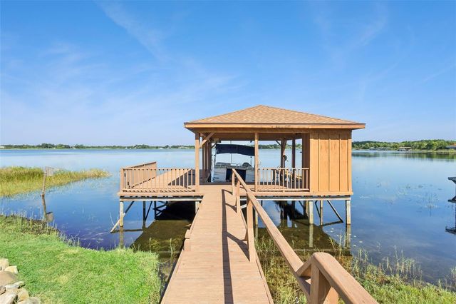 1901 EDGEWATER DRIVE, Mount Dora, FL 32757