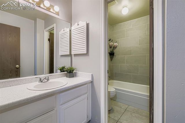 850 TENDERFOOT HILL Road 103, Colorado Springs, CO 80906