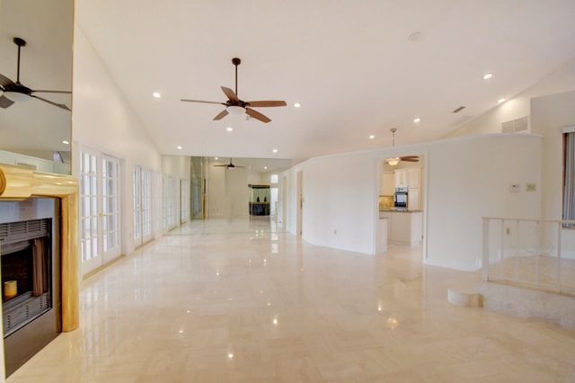 22595 Esplanada Circle W, Boca Raton, FL 33433