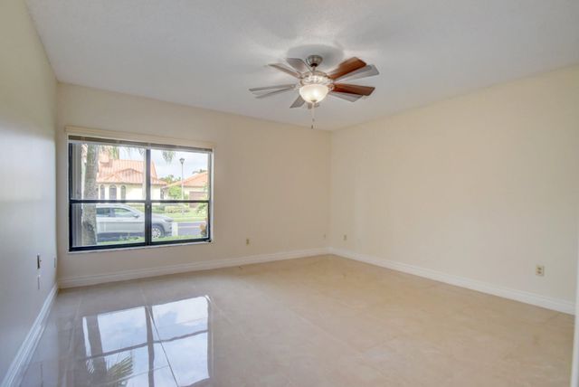 22595 Esplanada Circle W, Boca Raton, FL 33433