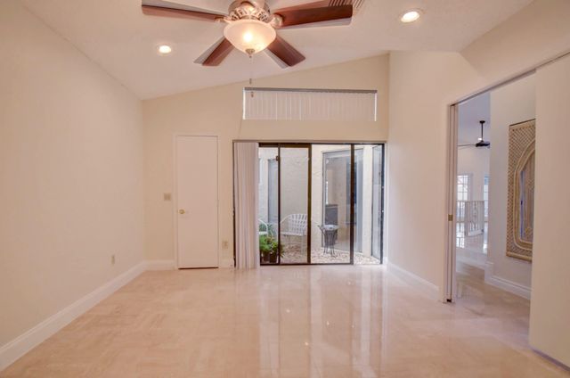 22595 Esplanada Circle W, Boca Raton, FL 33433