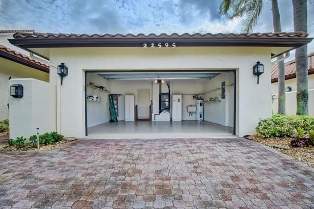 22595 Esplanada Circle W, Boca Raton, FL 33433
