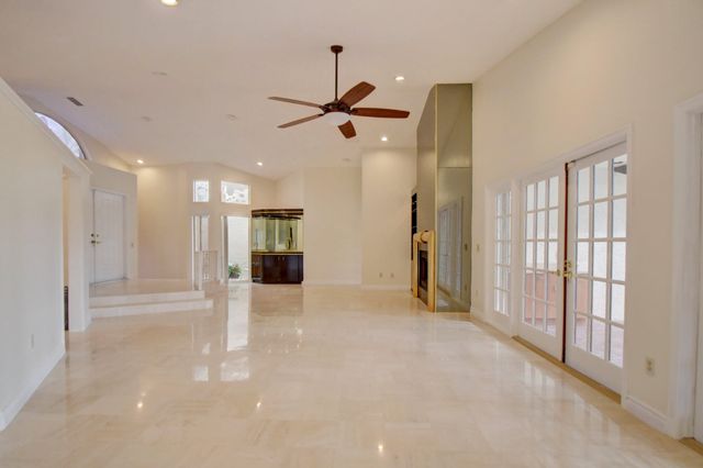 22595 Esplanada Circle W, Boca Raton, FL 33433