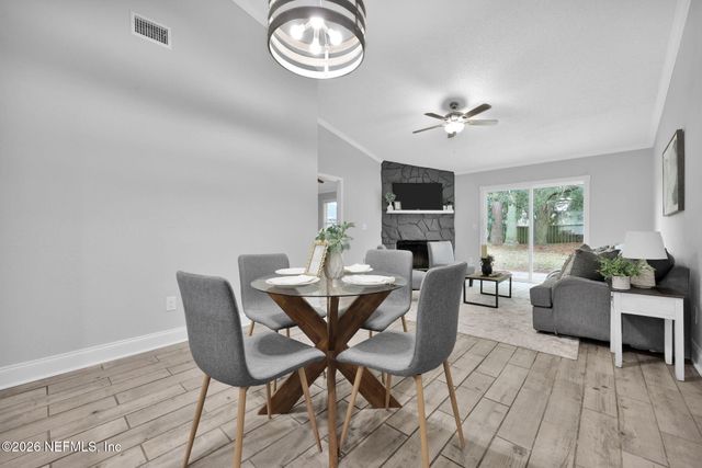 2494 SPRING VALE Road, Jacksonville, FL 32246