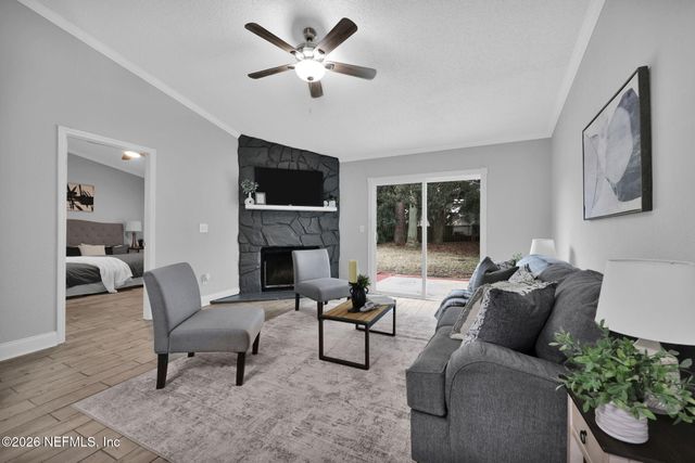 2494 SPRING VALE Road, Jacksonville, FL 32246