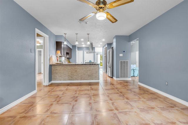 17314 Chapel Pine Street, Spring, TX 77379