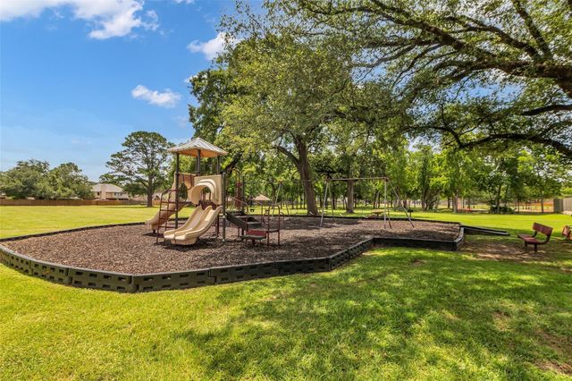 17314 Chapel Pine Street, Spring, TX 77379