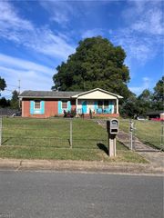 3881 Hartford Street, Winston-salem, NC 27106