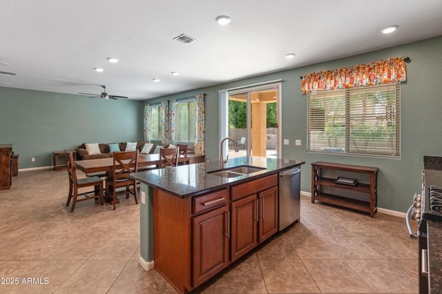 3501 E APRICOT Lane, Gilbert, AZ 85298