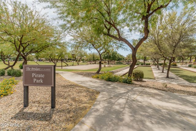 3501 E APRICOT Lane, Gilbert, AZ 85298
