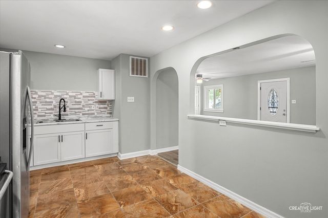 30 Hampton Road, Montgomery, IL 60538