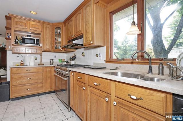 703 Chadwick Drive, Paramus, NJ 07652