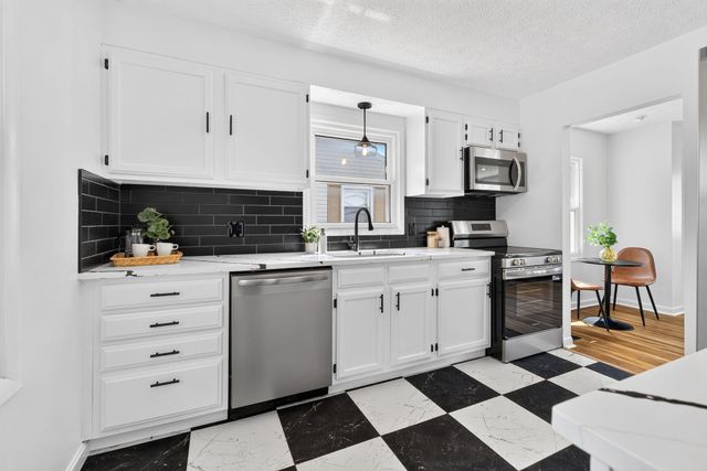 930 Pauline Avenue, Columbus, OH 43224
