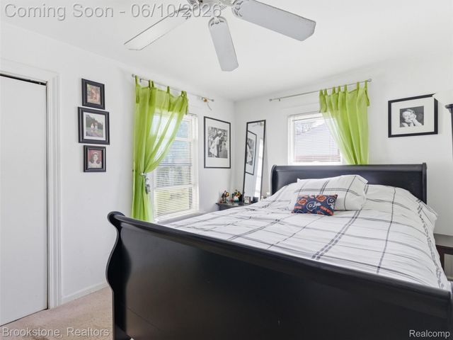 21813 Stephens Street, St. Clair Shores, MI 48080