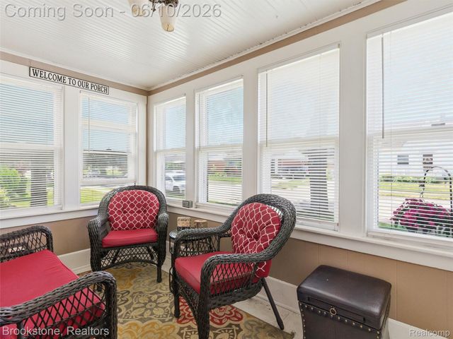 21813 Stephens Street, St. Clair Shores, MI 48080