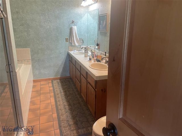 13 Sheffield Drive, Ennis, MT 59729