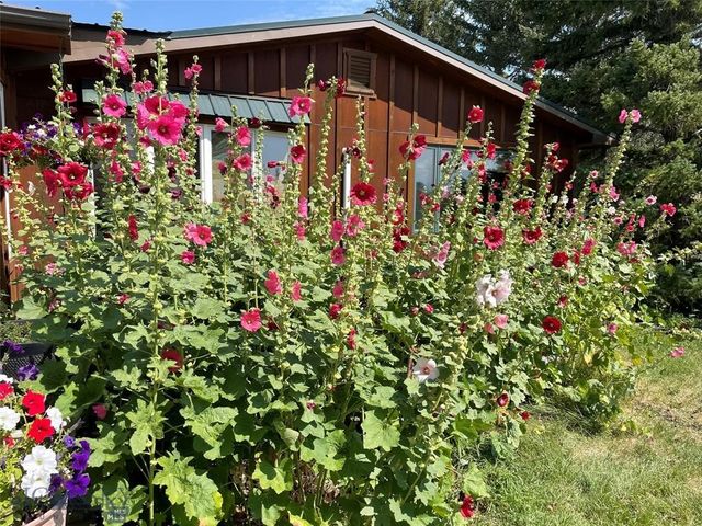 13 Sheffield Drive, Ennis, MT 59729