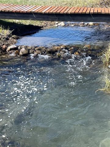 13 Sheffield Drive, Ennis, MT 59729