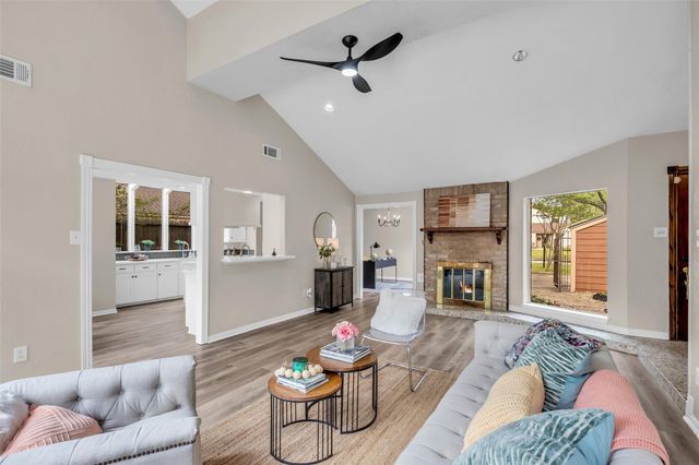 8206 Debbie Gay Drive, Houston, TX 77040