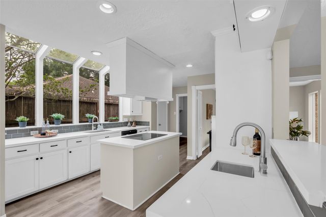 8206 Debbie Gay Drive, Houston, TX 77040