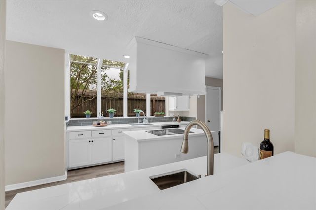 8206 Debbie Gay Drive, Houston, TX 77040