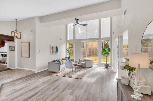 8206 Debbie Gay Drive, Houston, TX 77040