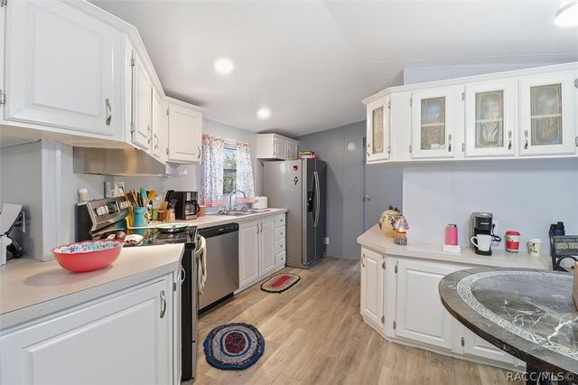 16573 SW 47th Place, Ocala, FL 34481