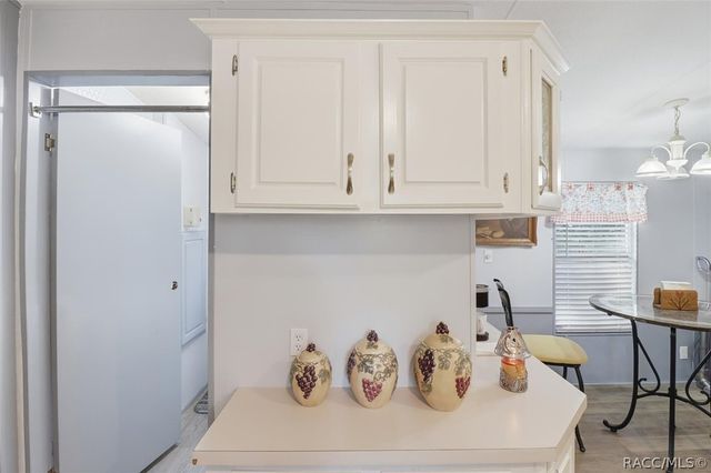 16573 SW 47th Place, Ocala, FL 34481