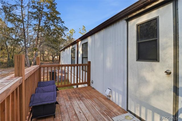 16573 SW 47th Place, Ocala, FL 34481