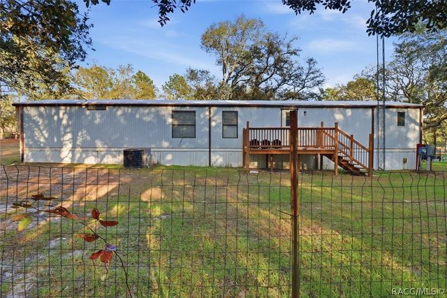 16573 SW 47th Place, Ocala, FL 34481