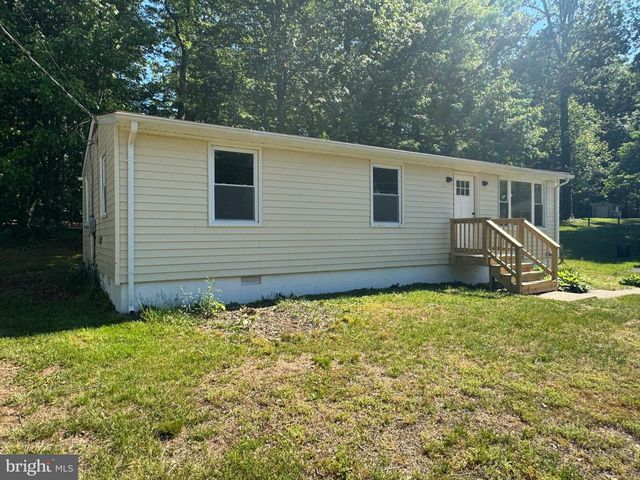17088 ELM ST, Bowling Green, VA 22427