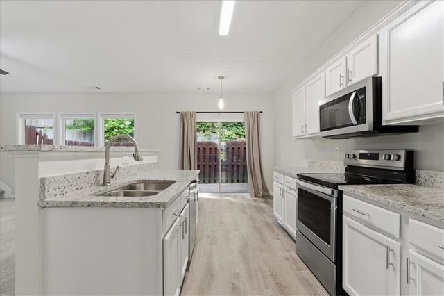 4127 Magnolia Glen Walk, Norcross, GA 30093