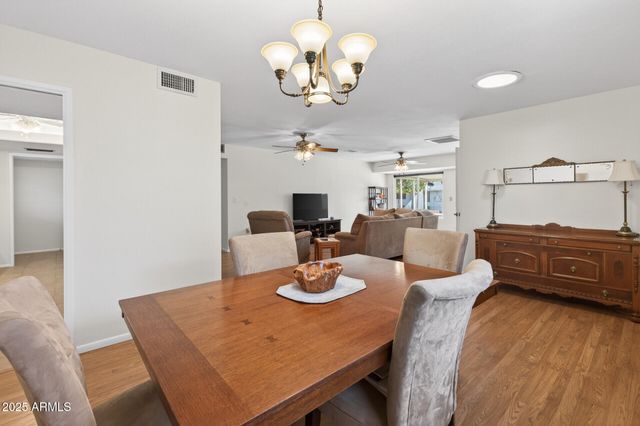 10331 W PRAIRIE HILLS Circle W, Sun City, AZ 85351