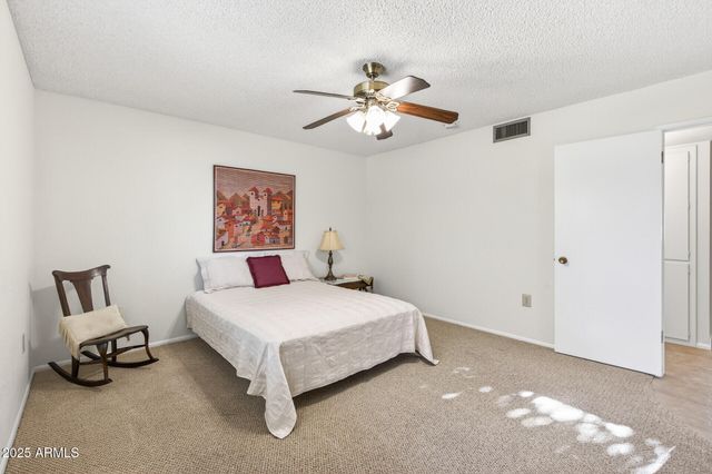 10331 W PRAIRIE HILLS Circle W, Sun City, AZ 85351