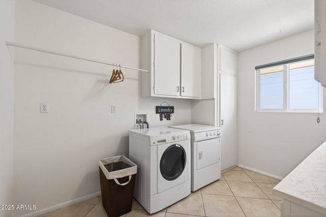 10331 W PRAIRIE HILLS Circle W, Sun City, AZ 85351