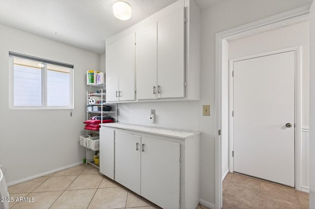 10331 W PRAIRIE HILLS Circle W, Sun City, AZ 85351