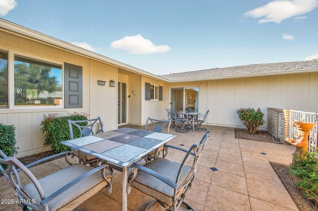 10331 W PRAIRIE HILLS Circle W, Sun City, AZ 85351