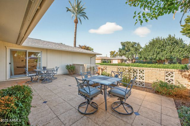 10331 W PRAIRIE HILLS Circle W, Sun City, AZ 85351