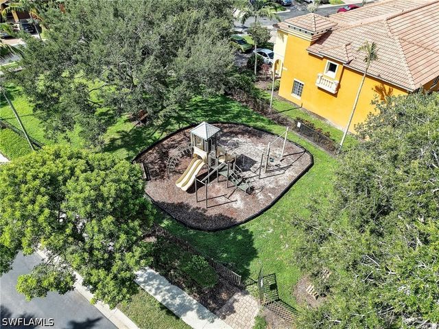 10221 Olivewood WAY 157, Estero, FL 33928