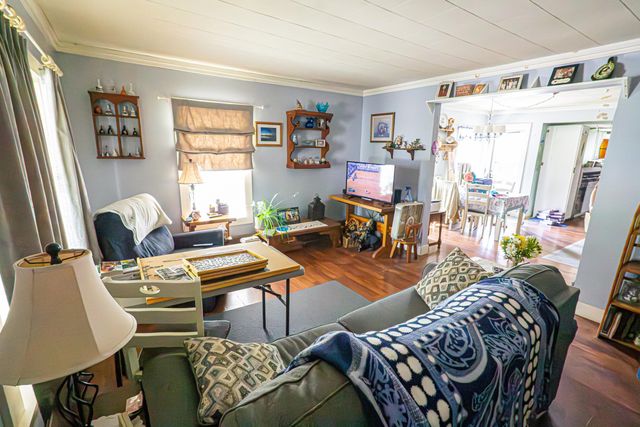 16 Broad Lane, Au Sable Forks, NY 12912