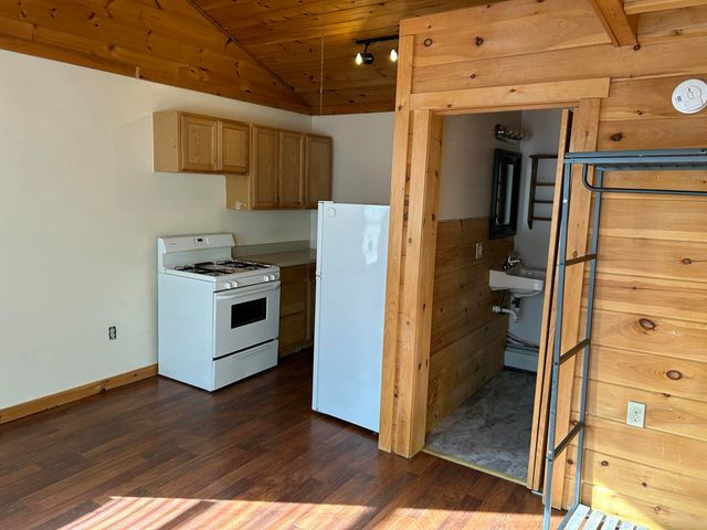 16 Broad Lane, Au Sable Forks, NY 12912