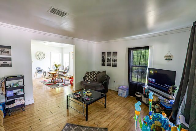 16 Broad Lane, Au Sable Forks, NY 12912