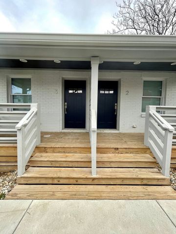 1300 Hawkins St Apt 4, Nashville, TN 37203