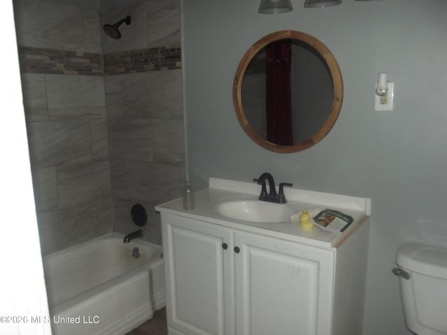 110 Cottage Drive, Natchez, MS 39120