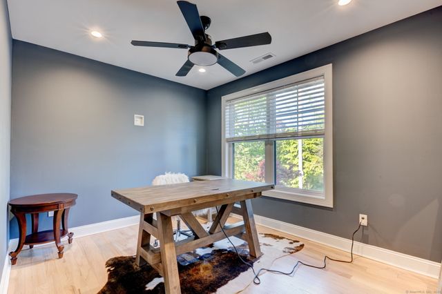 125 Ridgewood Drive, Milford, CT 06460