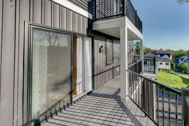 125 Ridgewood Drive, Milford, CT 06460