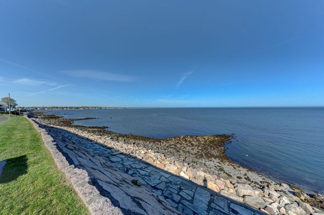 125 Ridgewood Drive, Milford, CT 06460