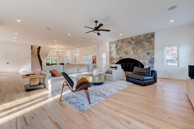 125 Ridgewood Drive, Milford, CT 06460