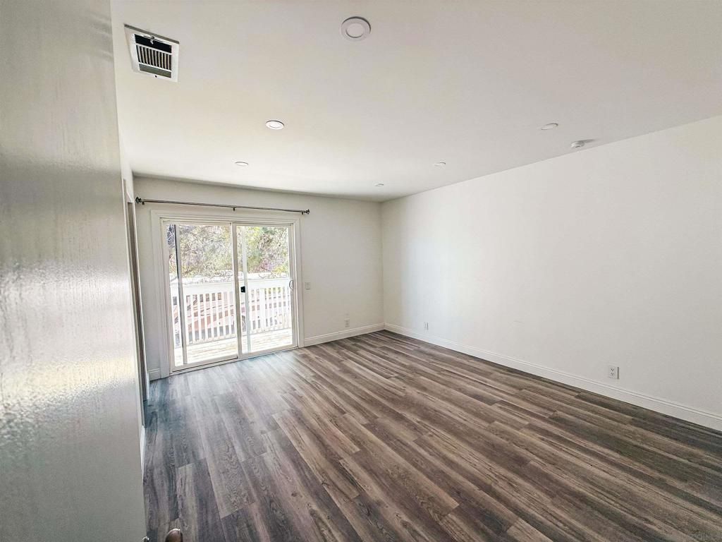 Image 13 of property listing at 17649 Rancho De Carole Rd, Ramona, CA 92065