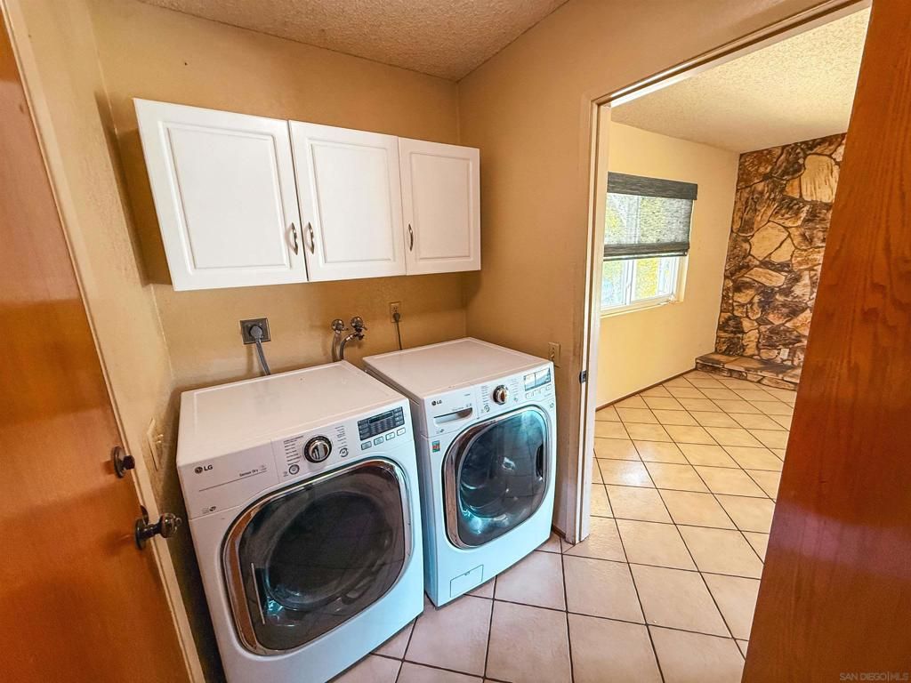 Image 18 of property listing at 17649 Rancho De Carole Rd, Ramona, CA 92065